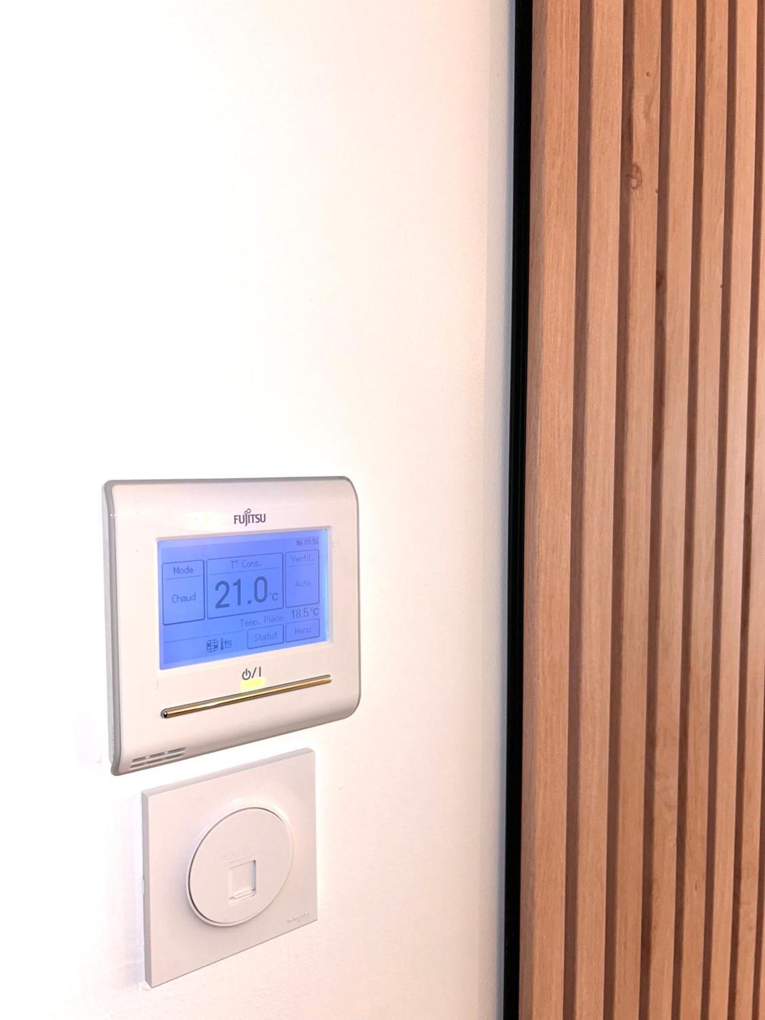 Studio Neuf - Portes De Monaco - Confort - Wifi - Clim Luaran gambar